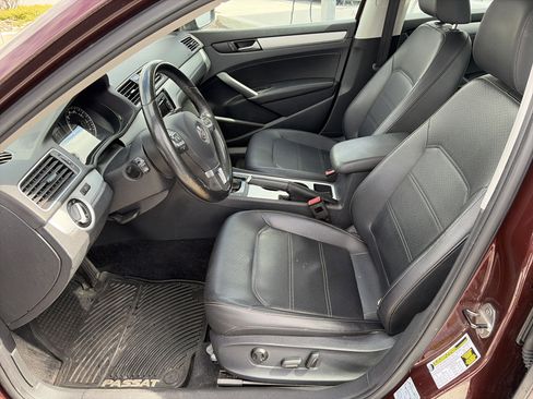 Used 2013 Volkswagen Passat 2.5 SE image 15
