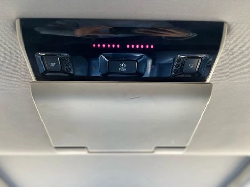 Used 2015 Chevrolet Tahoe LT w/ Luxury Package image 26