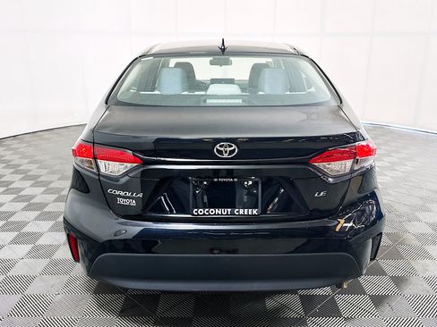 Used 2024 Toyota Corolla LE FWD image 4