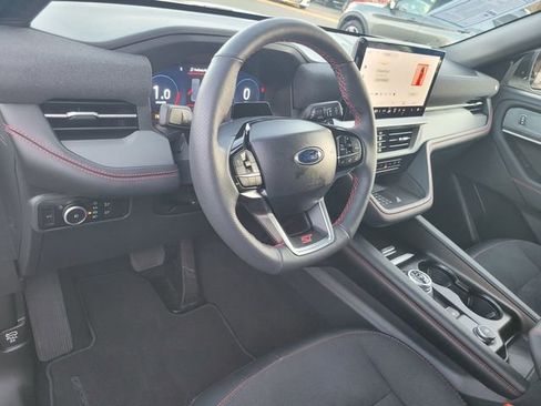 Certified 2025 Ford Explorer ST image 9