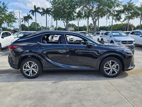Used 2023 Lexus RX 350 Premium w/ Cold Area Package FWD image 4