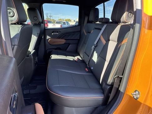 New 2026 GMC Canyon AT4 w/ AT4 Premium Package image 25