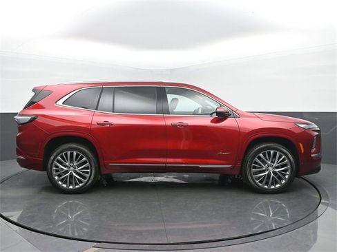 New 2026 Buick Enclave Avenir w/ Super Cruise Package image 6