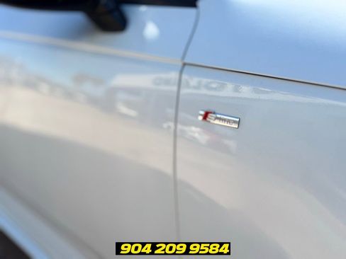 Used 2018 Audi A4 2.0T Ultra Premium w/ Convenience Package FWD image 9