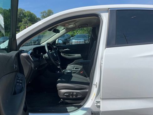 Used 2024 Buick Encore GX Preferred w/ Comfort Package FWD image 19