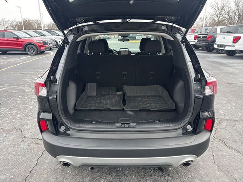 Used 2022 Ford Escape SE w/ Cold Weather Package image 11