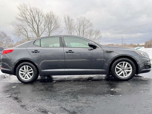 Used 2011 Kia Optima LX image 4