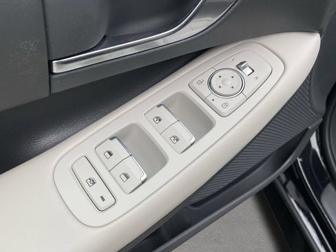 Certified 2023 Hyundai Sonata SEL w/ Cargo Package FWD image 18