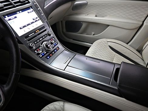 Used 2017 Lincoln MKZ Black Label w/ Technology Package image 21