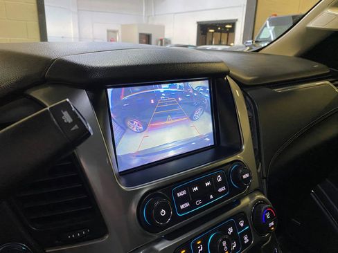 Used 2016 Chevrolet Suburban LTZ image 35