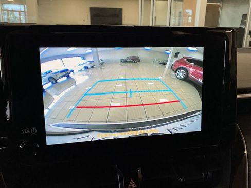 Used 2023 Toyota Corolla SE image 17