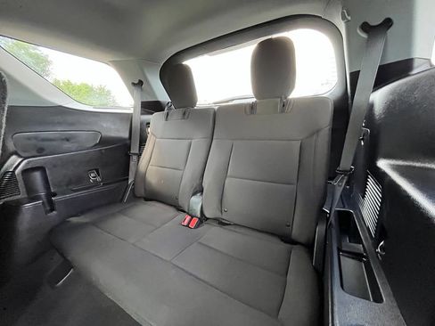 Used 2021 Ford Explorer XLT w/ Class III Trailer Tow Package AWD/4WD image 22