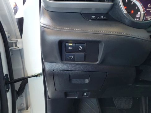 Certified 2023 Toyota Highlander XSE image 23