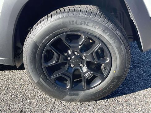 Used 2022 Jeep Cherokee Trailhawk w/ Sun, Sound & Nav Group image 10