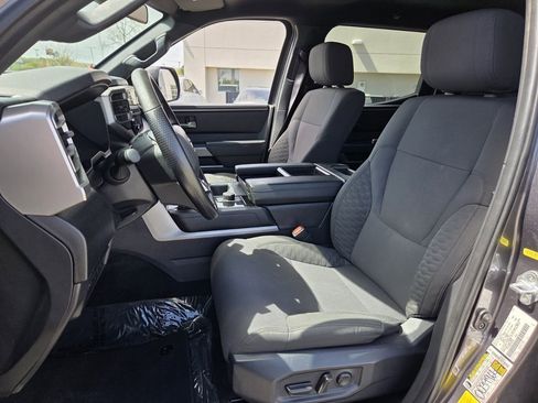 Used 2025 Toyota Tundra SR5 RWD image 5