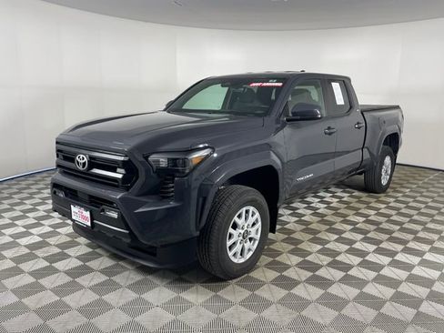 Used 2024 Toyota Tacoma SR5 image 1