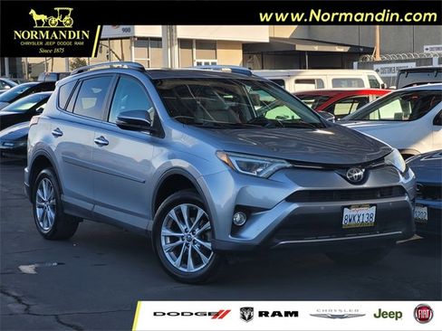 Used 2016 Toyota RAV4 Limited image 1