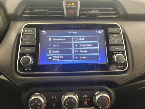 Used 2025 Nissan Versa S w/ Trunk Package FWD image 25
