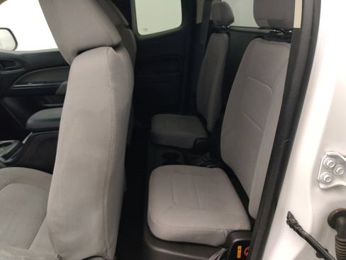 Used 2016 Chevrolet Colorado W/T RWD image 18