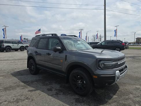 New 2026 Ford Bronco Sport Badlands w/ Badlands Tech Package AWD/4WD image 3
