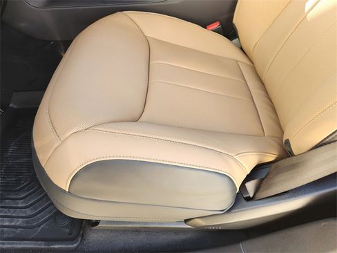 New 2026 Land Rover Range Rover Sport Dynamic SE image 17