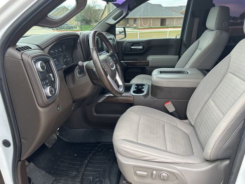 Used 2020 GMC Sierra 1500 Elevation w/ Elevation Value Package image 10
