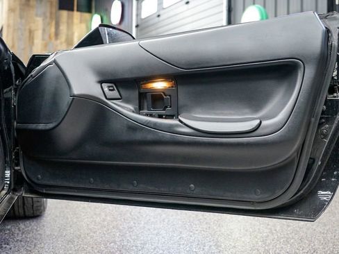 Used 1994 Chevrolet Corvette Coupe image 21