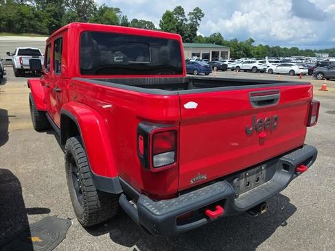 Used 2022 Jeep Gladiator Rubicon w/ Cold Weather Group AWD/4WD image 10