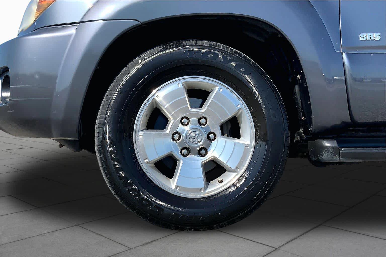 Used 2008 Toyota 4Runner SR5 RWD image 10