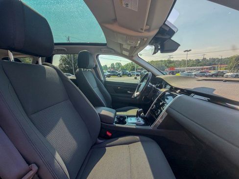 Used 2020 Land Rover Discovery Sport AWD/4WD image 19