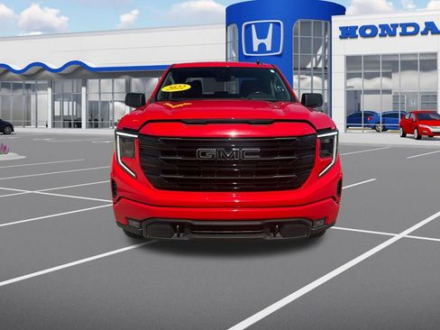 Used 2022 GMC Sierra 1500 Elevation w/ LPO, Elevation Black Package AWD/4WD image 2