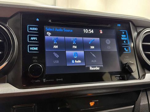Used 2016 Toyota Tacoma TRD Sport w/ Towing Package AWD/4WD image 18