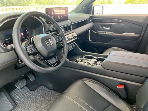 Certified 2026 Honda Passport TrailSport Elite image 19