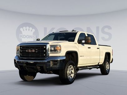 Used 2016 GMC Sierra 2500 4x4 Crew Cab w/ Sierra Convenience Package
