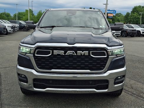 Used 2025 RAM 1500 Big Horn AWD/4WD image 2