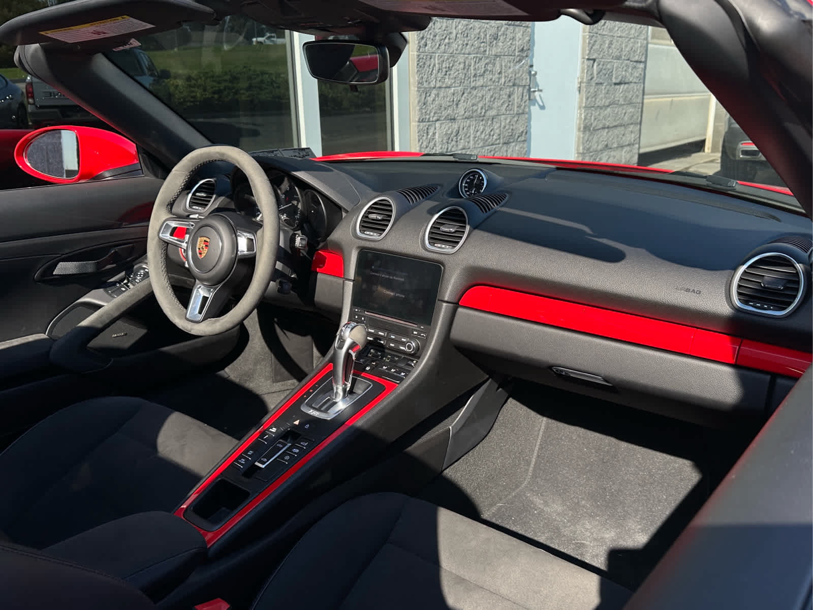 Used 2022 Porsche 718 Boxster Spyder RWD image 10