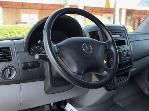 Used 2013 Mercedes-Benz Sprinter 3500 image 16