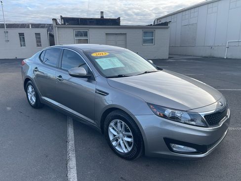 Used 2013 Kia Optima LX w/ Convenience Plus Pkg image 3