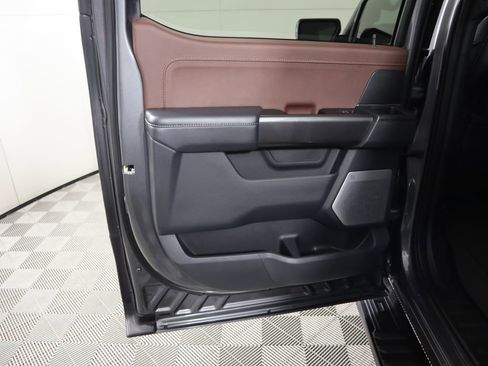 Used 2021 Ford F150 Lariat w/ Equipment Group 502A High image 27