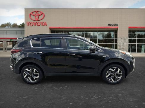 Used 2020 Kia Sportage EX w/ EX Technology Package AWD/4WD image 4