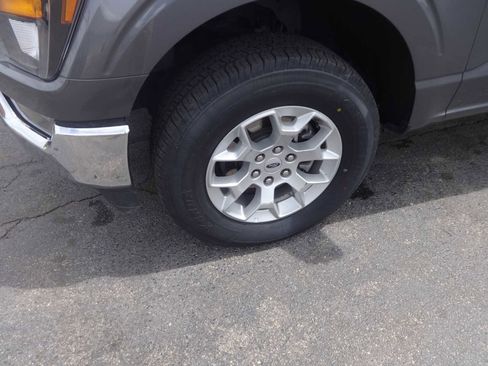 Used 2023 Ford F150 XLT image 4