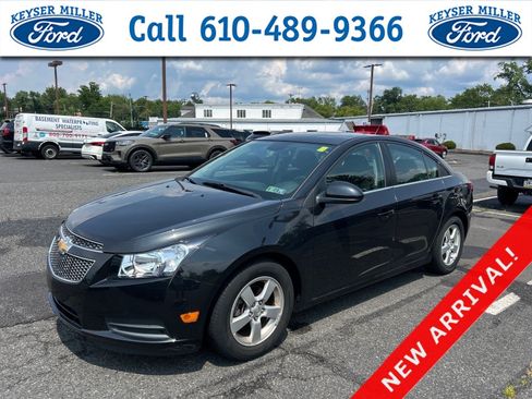Used 2014 Chevrolet Cruze LT FWD image 1