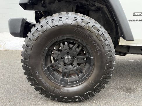 Used 2012 Jeep Wrangler Sport image 11