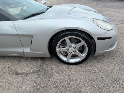 Used 2006 Chevrolet Corvette Convertible w/ Preferred Equipment Group RWD image 20