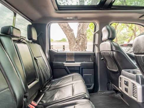 Used 2017 Ford F250 Lariat w/ Lariat Ultimate Package AWD/4WD image 41