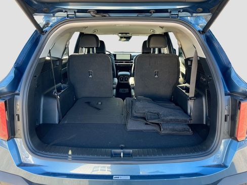 Certified 2025 Kia Sorento EX image 26