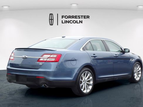 Used 2018 Ford Taurus Limited w/ Driver Assist Package image 3