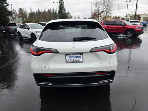 Certified 2026 Honda HR-V EX-L image 18