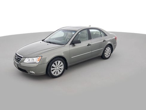 Used 2010 Hyundai Sonata Limited FWD image 9