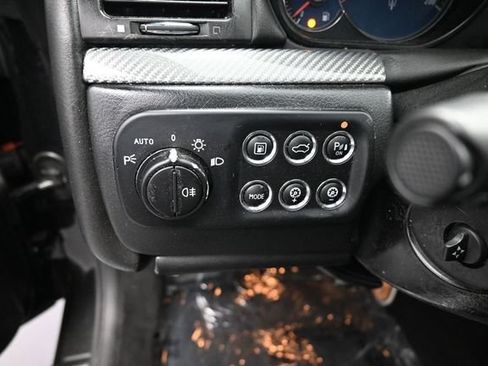 Used 2013 Maserati GranTurismo Sport RWD image 15
